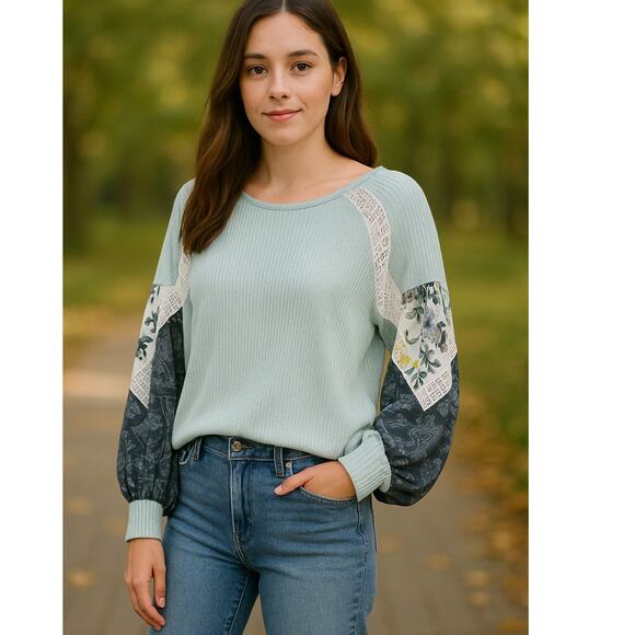 Free People SZ XS Casual Clash Top Mint Gray Balloon Sleeve Thermal BOHO $88 - Picture 1 of 7